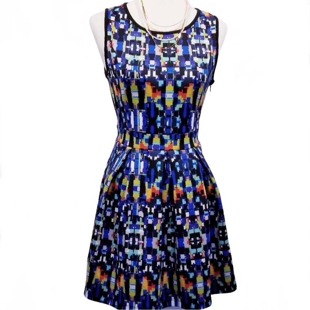 ROMEO & JULIET COUTURE Open Back Dress Unique